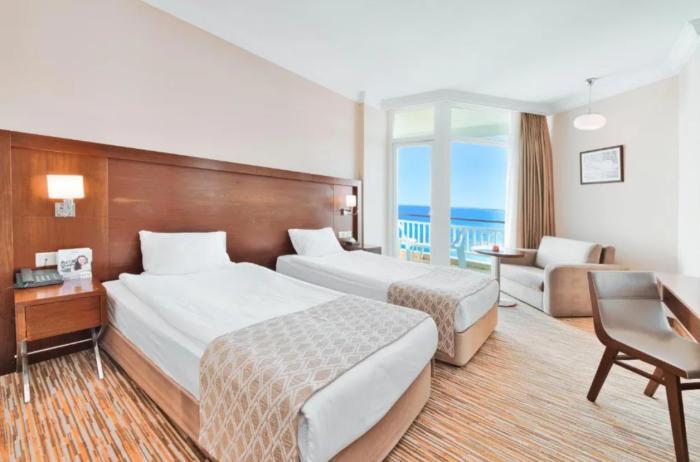 Salamis Bay Conti Resort Hotel & Casino Famagusta  Room photo A typical hotel room