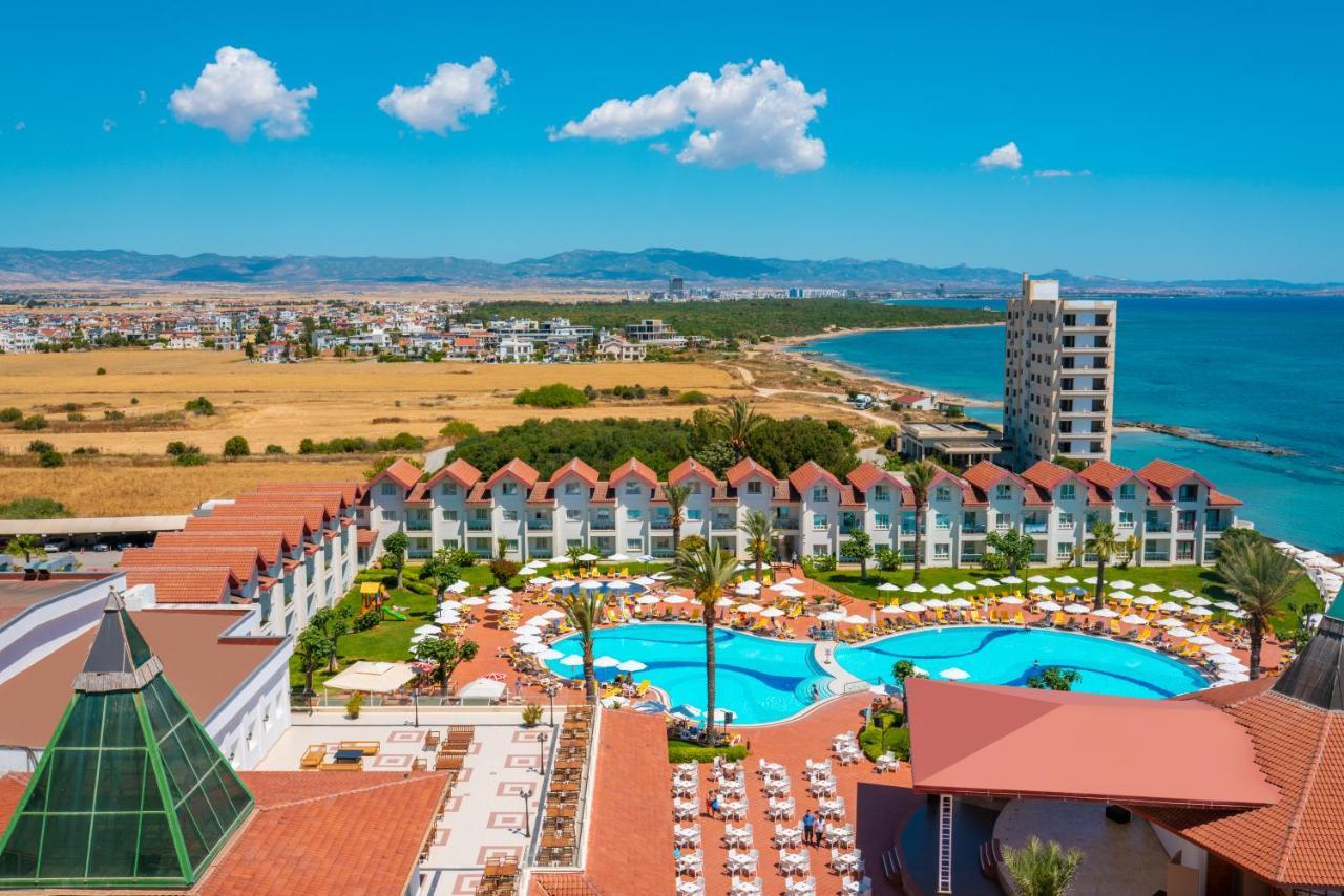 Salamis Bay Conti Resort Hotel & Casino Famagusta  Exterior photo A view of the hotel